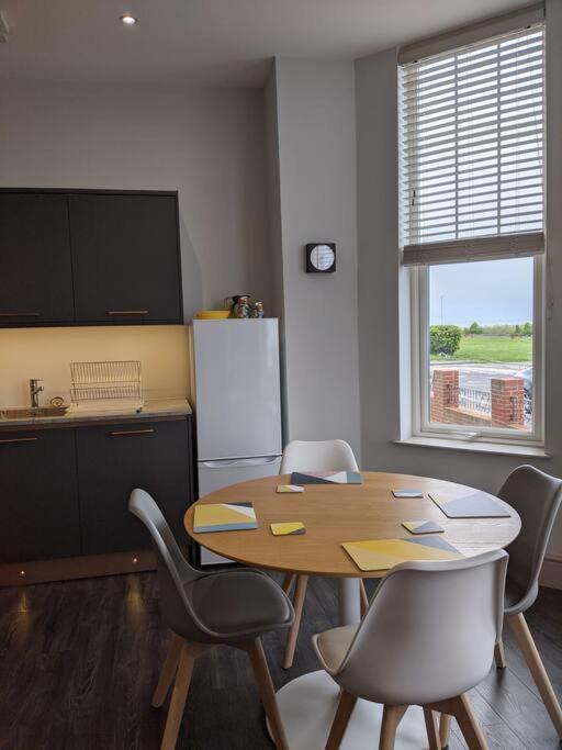 Waves@Walpole - 2 Bed Flat With Amazing Sea Views Apartment มาร์เกท ภายนอก รูปภาพ